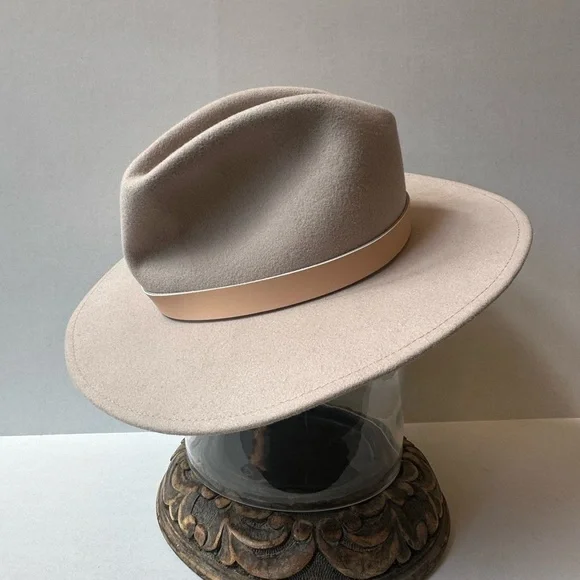 Gigi Pip Tan “Shiloh Fedora” Wool Hat Size 57 Small/ Medium Excellent Condition! - Picture 9 of 12